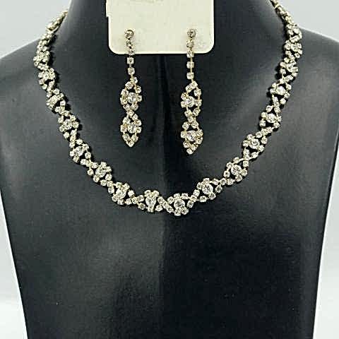 Kadın Beyaz Kolye Küpeli Kolye Set