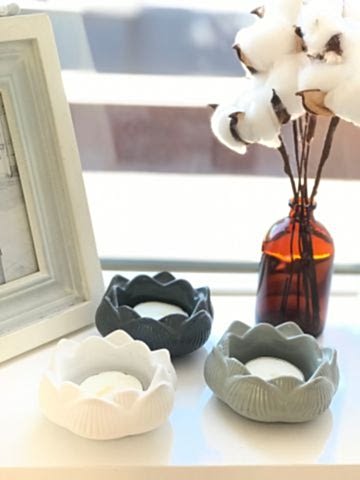 Yogacılar İçin Dekoratif Lotus Çiçeği Mumluk Set  Gri