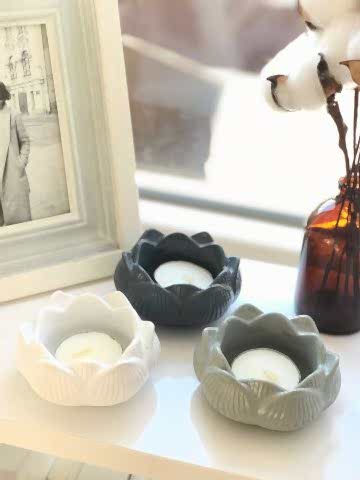 Yogacılar İçin Dekoratif Lotus Çiçeği Mumluk Set  beyaz tonları